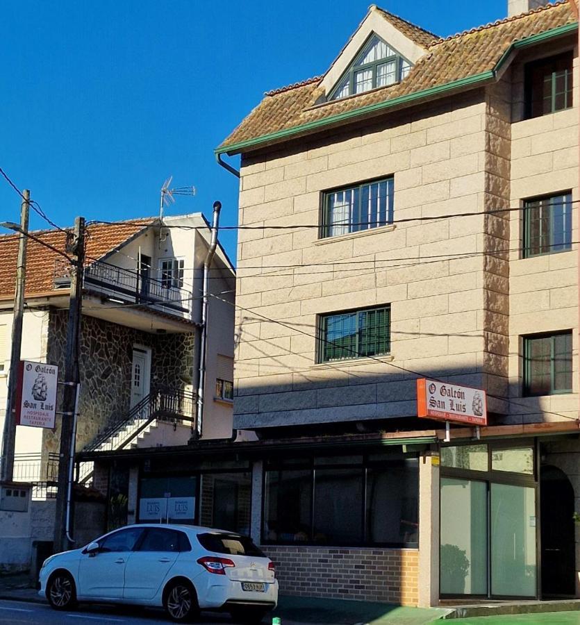 Hostal O Galeon San Luis 莫阿纳 外观 照片