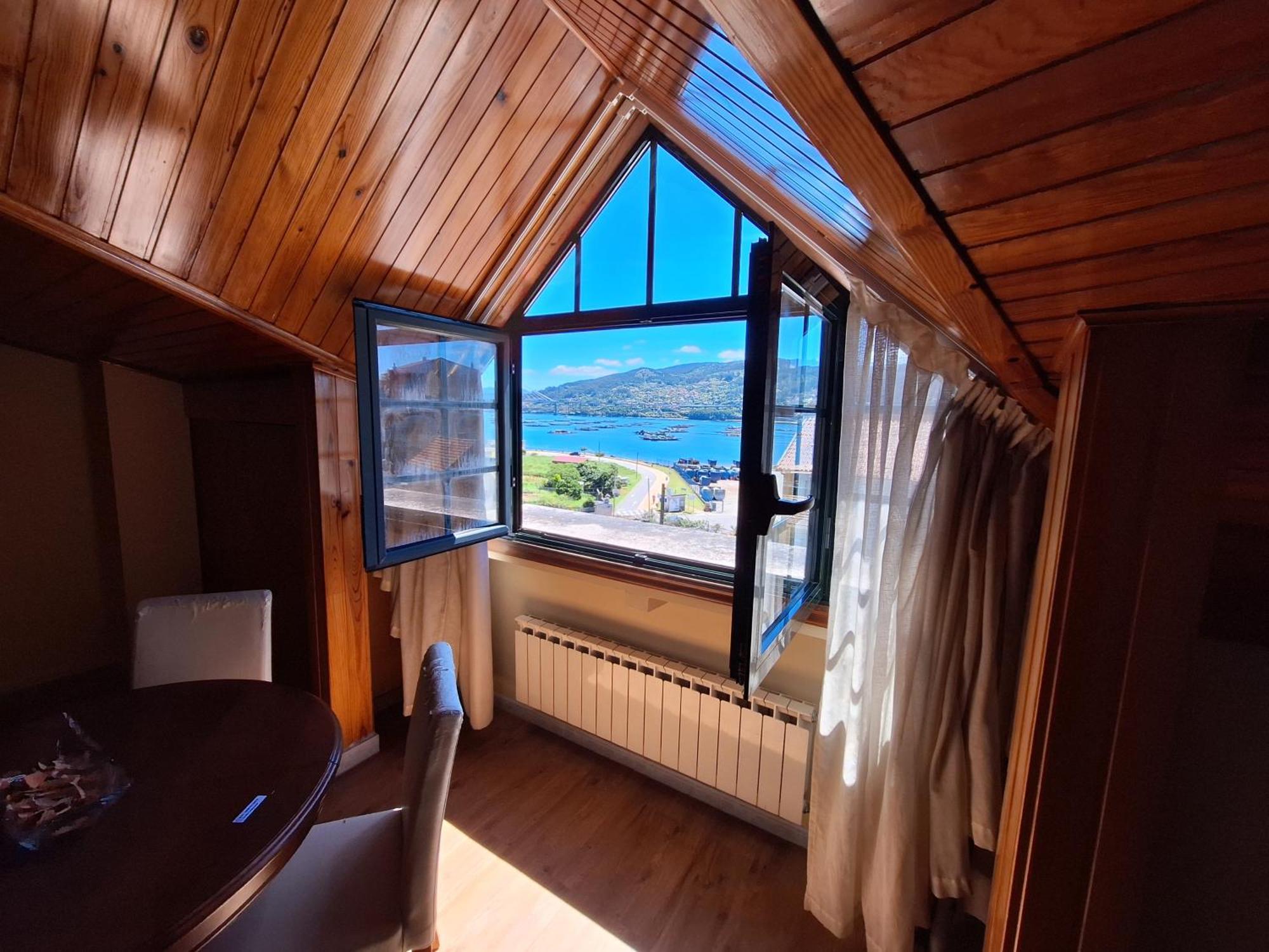 Hostal O Galeon San Luis 莫阿纳 外观 照片